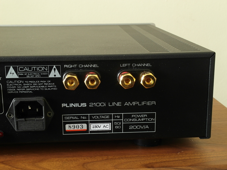  Original Plinius 2100i Integrated Amplifier + Original Box Ҥ 36,000.- ͺѺ . 084 560 3199